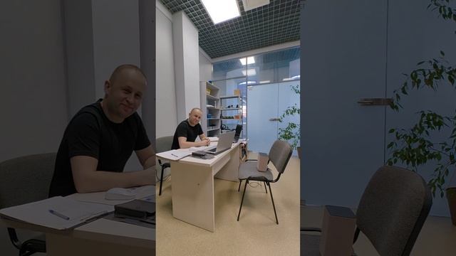 Беру Алису на работу в студию 3Д печати