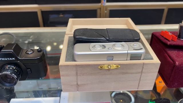 Introducing Minox, a 1958 Miniature Spy camera, Camera Zone SF