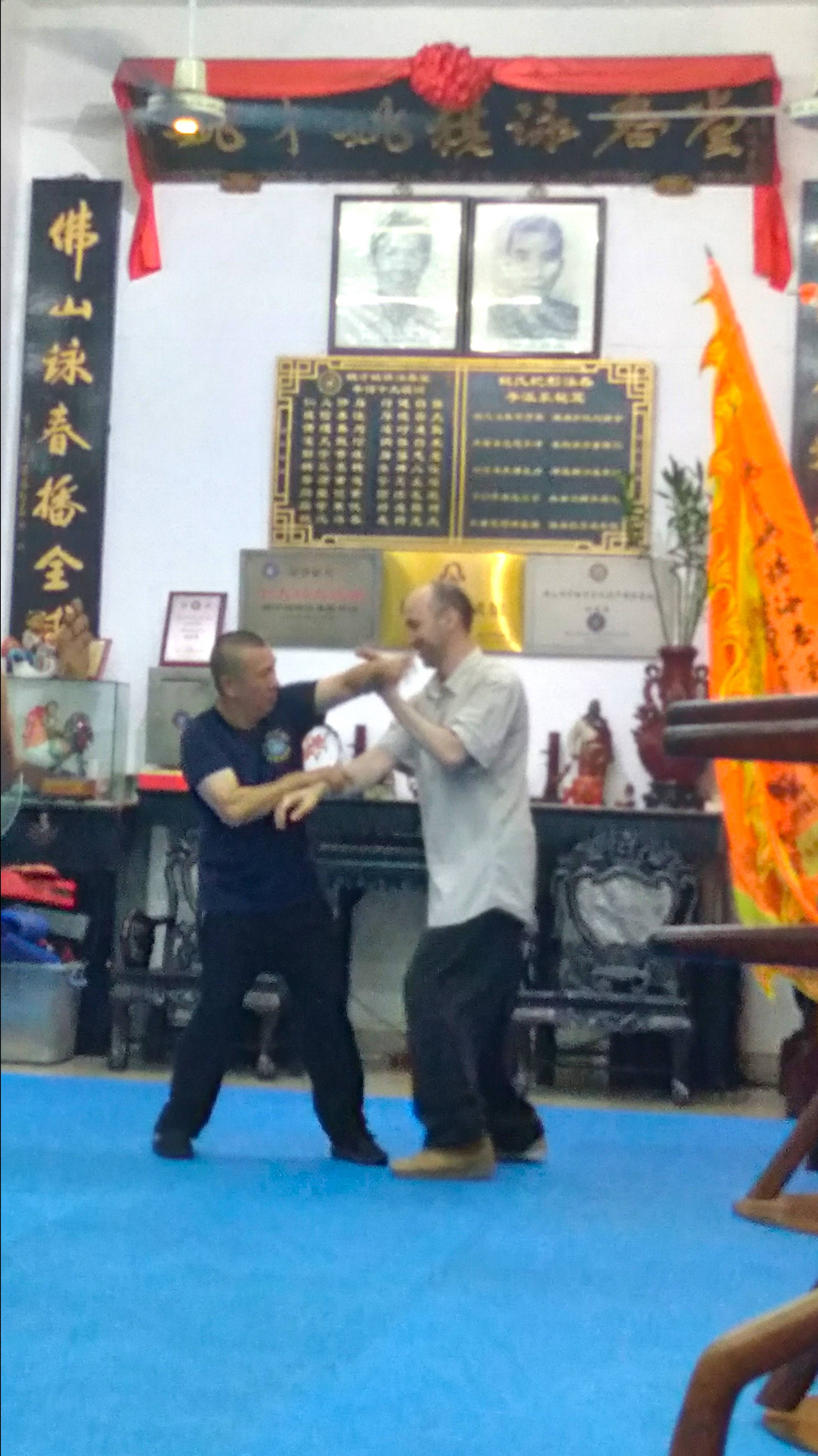 школа Вин Чунь “Юй Чой - Ю Кай” 蛇形拳 ЗМЕИНЫЙ КУЛАК Shéxíng Quán – Китай, г. Фошань (видео № 130)