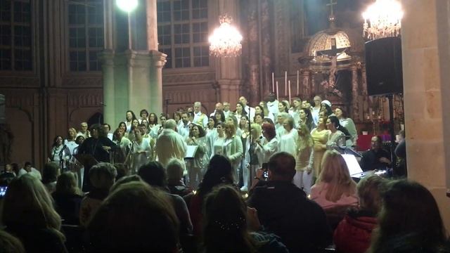WIEN: GospelProject and Kim Cooper with Merry Christmas (live from the Minoriten Church Vienna)