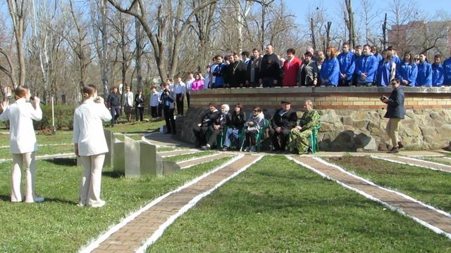 Церемония высадки деревьев в рамках международной акции "Сад памяти". Волгодонск, 4 апреля 2025