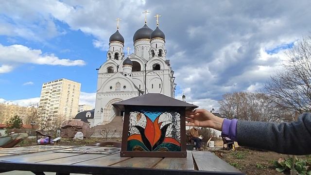 "Раевский сад" принимает подарки.
Витражные стекла и панно.4 апреля 2025 г.