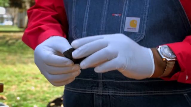 Briquettes vs. Lump Charcoal: Everything You Need To Know #BBQFAQ