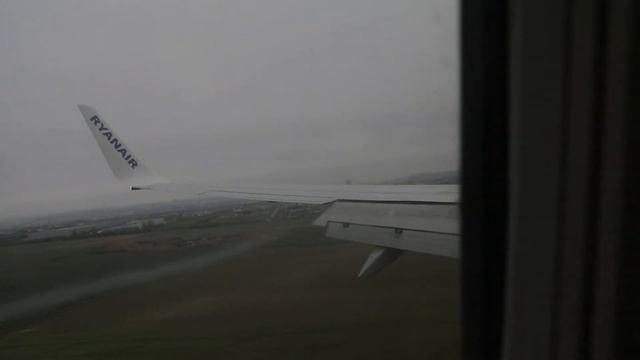 Жёсткая посадка в аэропорту Buvel (Paris)