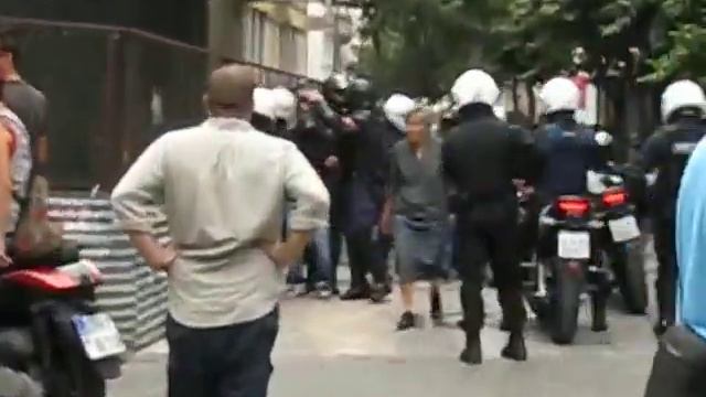 Афины-2012: задержание демонстранта-2