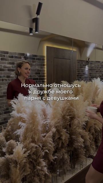 Познакомимся? Я Ксения Котова, основатель Let's HOME. Моя цель — помогать другим. Подробнее в видео!