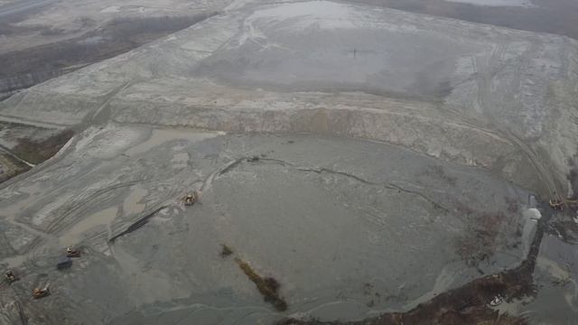 Снегосвалка на Заячьем острове