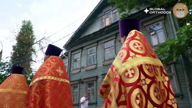 Перенесение мощей святого князя Михаила Тверского в Твери
