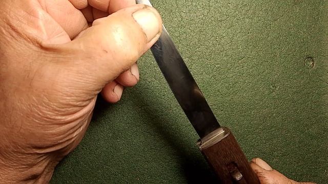 Готовый к работе хомуллар быхычча или складной ножичек по мотивам ножей республики Саха