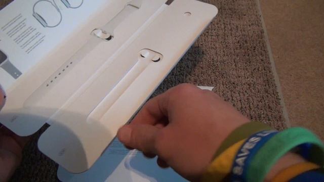 Apple Watch White Sport Band Unboxing