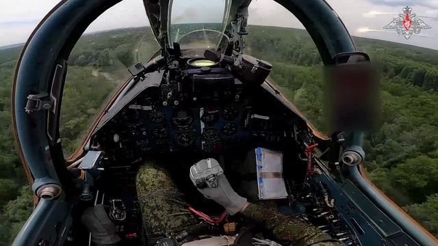 Наши! Работа штурмовиков Су-25 (3)