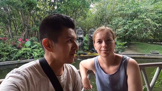 Attractions in Ubud, Bali: Sacred Monkey Forest, Peliatan Palace and Kecak Dance | Vlog #3