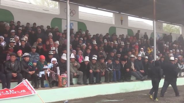 Мадумаров Исфана шаарында эл менен жолугушту