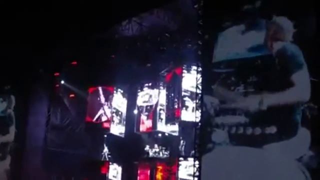 Muse - We Are The Universe / Uprising - Live At México City, Foro Sol 2010. Multicam