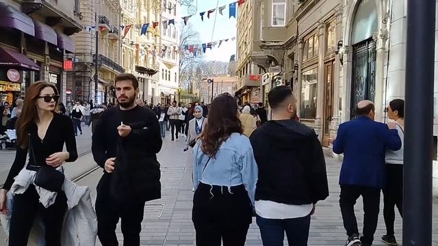 istiklal street|Galata tower|taksim square|czn burak restaurant|summer fun in Istanbul|defacto|FLO