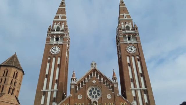 Szeged (H) - Fogadalmi templom beharangozás (3+4)