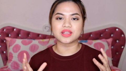 PERFECTLY MATTE LIPSTICKS | AVON | missMINEchin
