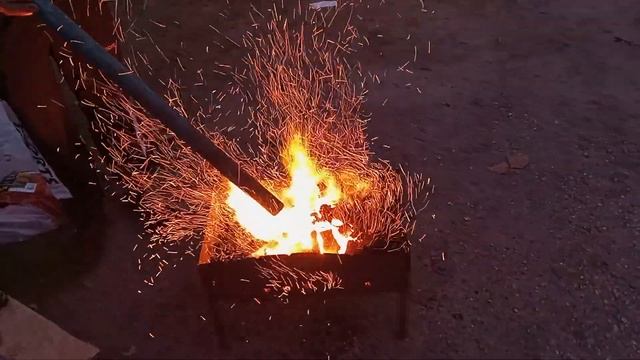 Как раздувать мангал.