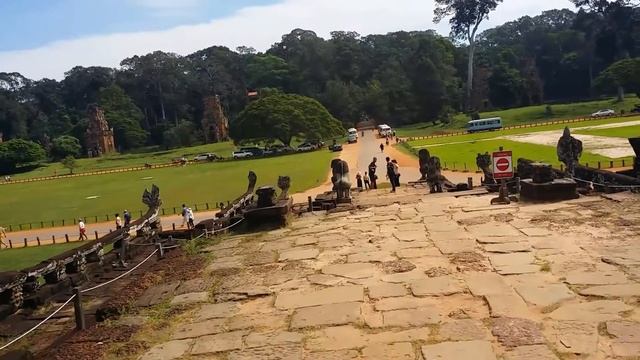 Eliphant terrace in Angkor Thom