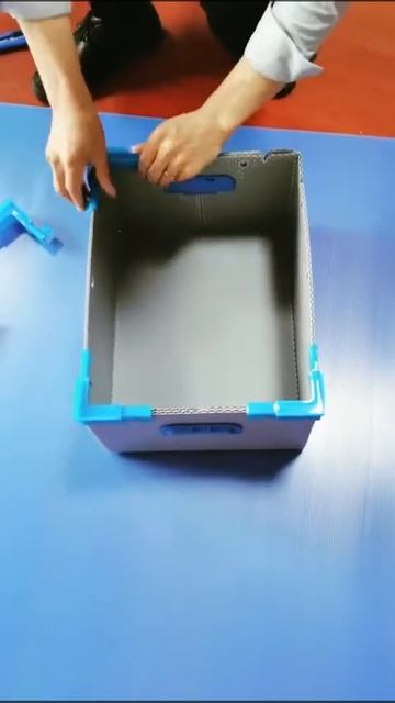 How easy to install a corrugated plastic box?