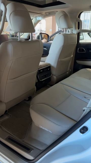 Toyota land cruiser 300