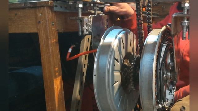 FREE ENERGY Wind Turbine,  Mounting the generator into the frame.
