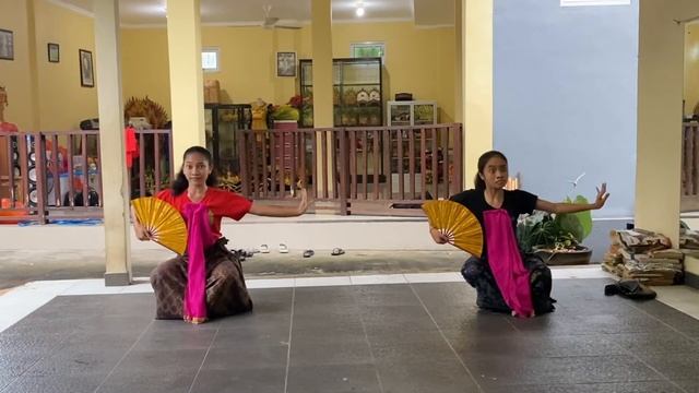 Tari Legong Keraton Lasem, persiapan ngayah Pura Luhur Batukaru