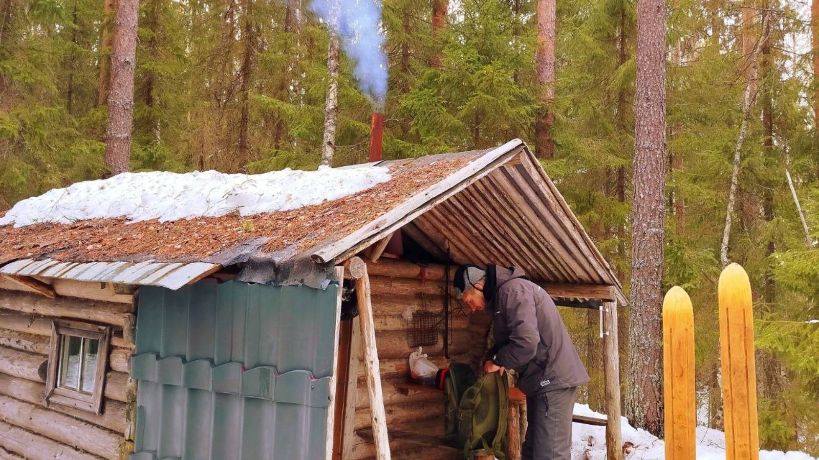 Рыбалка на Озере с Ночёвкой в Избе. Ловлю Хищника в Тяжёлых Условиях.