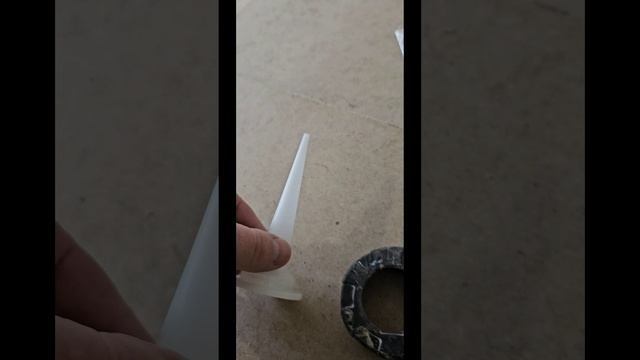 Как приклеить паркет на стяжку.