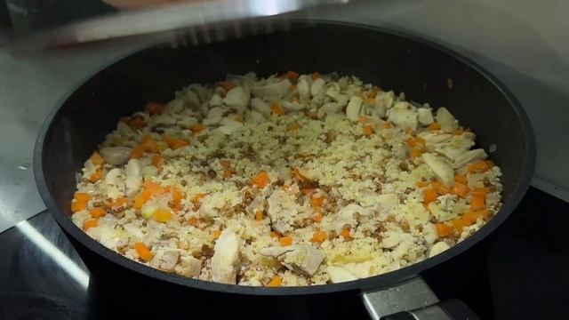 Просто беру ГРЕЧКУ и пшёнку ! Как же ВКУСНО ! Так мало кто готовит, а зря!