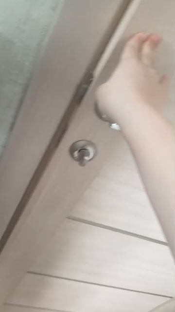 и