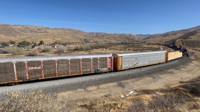 Union Pacific manifest at Caliente horseshoe curve 27 October 2022