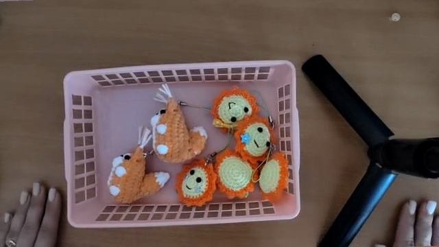 Неделя вязальщицы. Зайки, Котики и много солнца