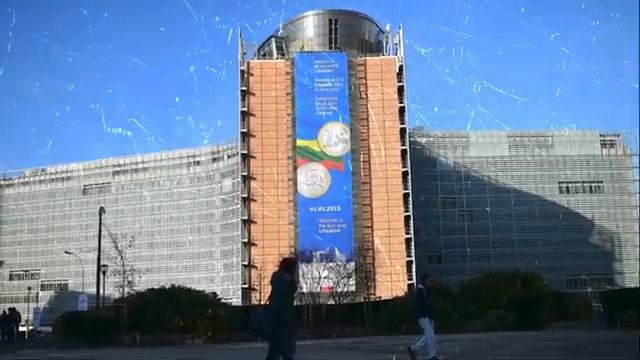 Макрон выдвинул требование для отмены ограничительных мер в отношении России.