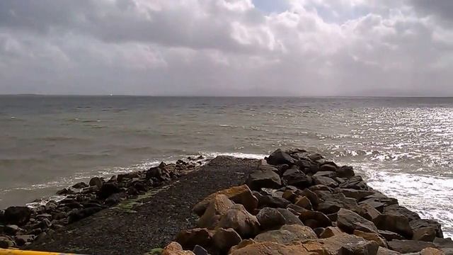 IRELAND * Galway * Salthill promenade * Apr. 17, 2018. Relax :-)