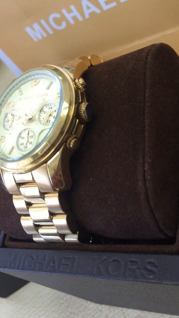 Часы золотые MICHAEL KORS