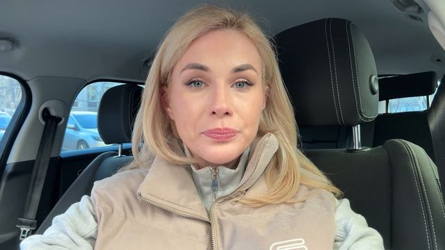 Алина Васильева, визитка на английском_2025