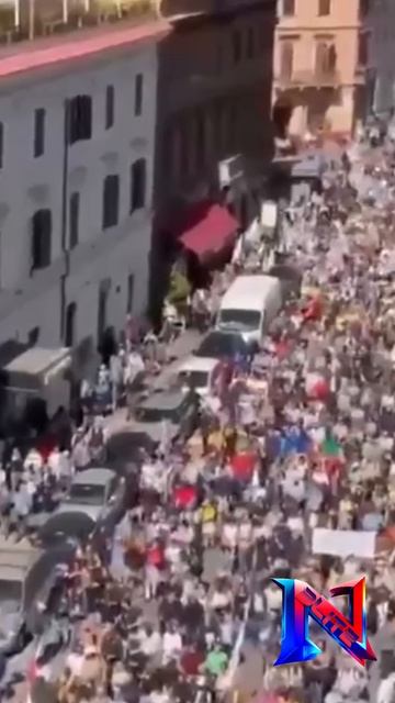 Тысячи людей вышли на марш в Риме против плана ЕС по вооружению на €800 млрд