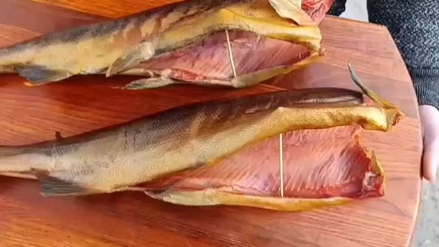 Кета тушка холодного копчения