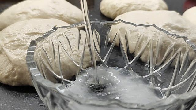 БАР БОЛҒАНЫ ҰН,  ТҰЗ ЖӘНЕ АШЫТҚЫДАН ЖАСАЛЫНАТЫН ЕҢ ДӘМДІ ТАНДЫР НАН