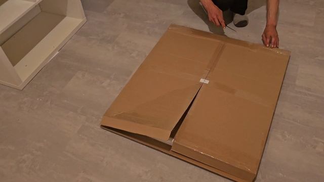 разбираем детскую комнату, что купили? 
как поживает щенячий патруль?