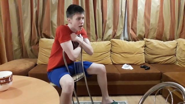 Пацаны поют "Гражданскую оборону" Егора Летова