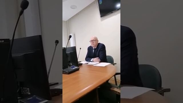 задать вопросы каждому чиновнику
