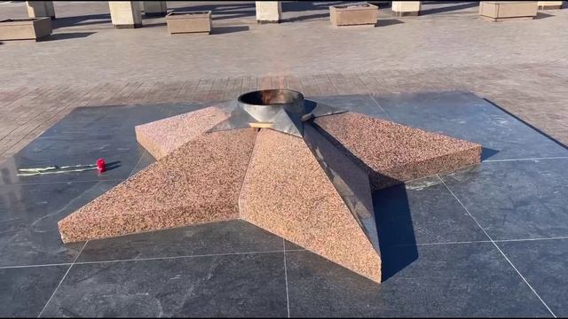 Вместе учились, вместе встали на защиту Родины!