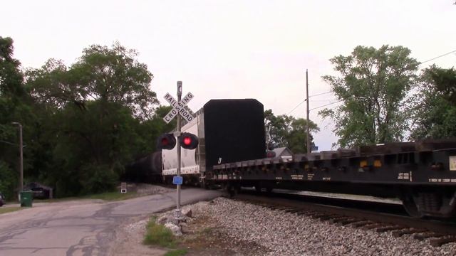 Railroad Street Railroad Crossing - CSX M642 w/ CP 8738 and CP 9717 in Battle Ground, Indiana