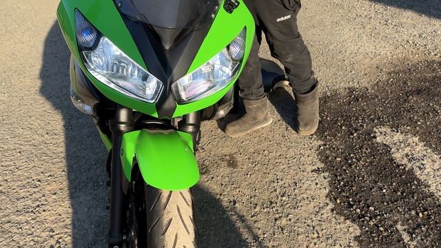 Видео запуска Kawasaki Ninja 400 R