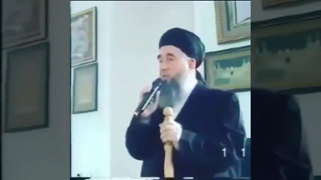 Умрхо меравад бояд хар яки мо дуо кунем