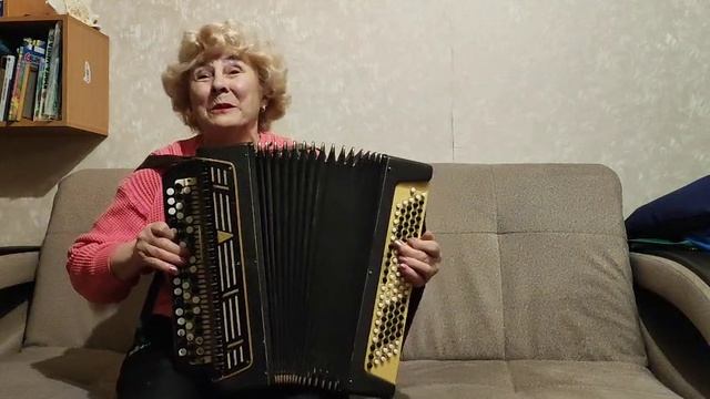 Песня из репертуара В. Толкуновой - "Я деревенская"