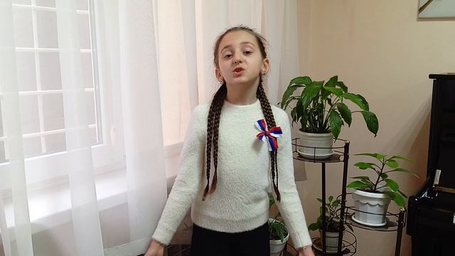 Резвова Арина - Родная песенка, муз.Ю.Чичкова, сл.П.Синявского, 9 лет, СДМШ №5, Товт Е.В..mp4