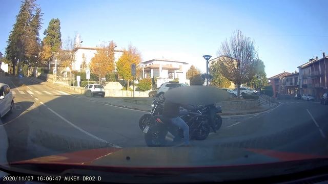 Italy Bad Drivers #145